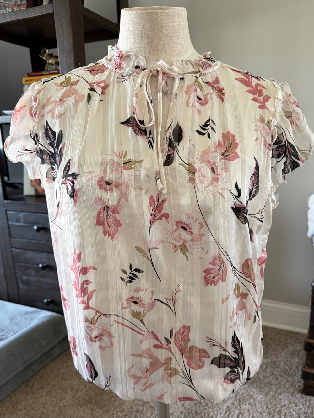 Tie-Neck Floral Cap-Sleeve Blouse - Pink on White